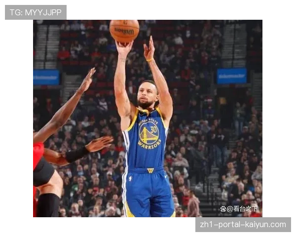 开拓者三中锋复出终结勇士三连胜势头